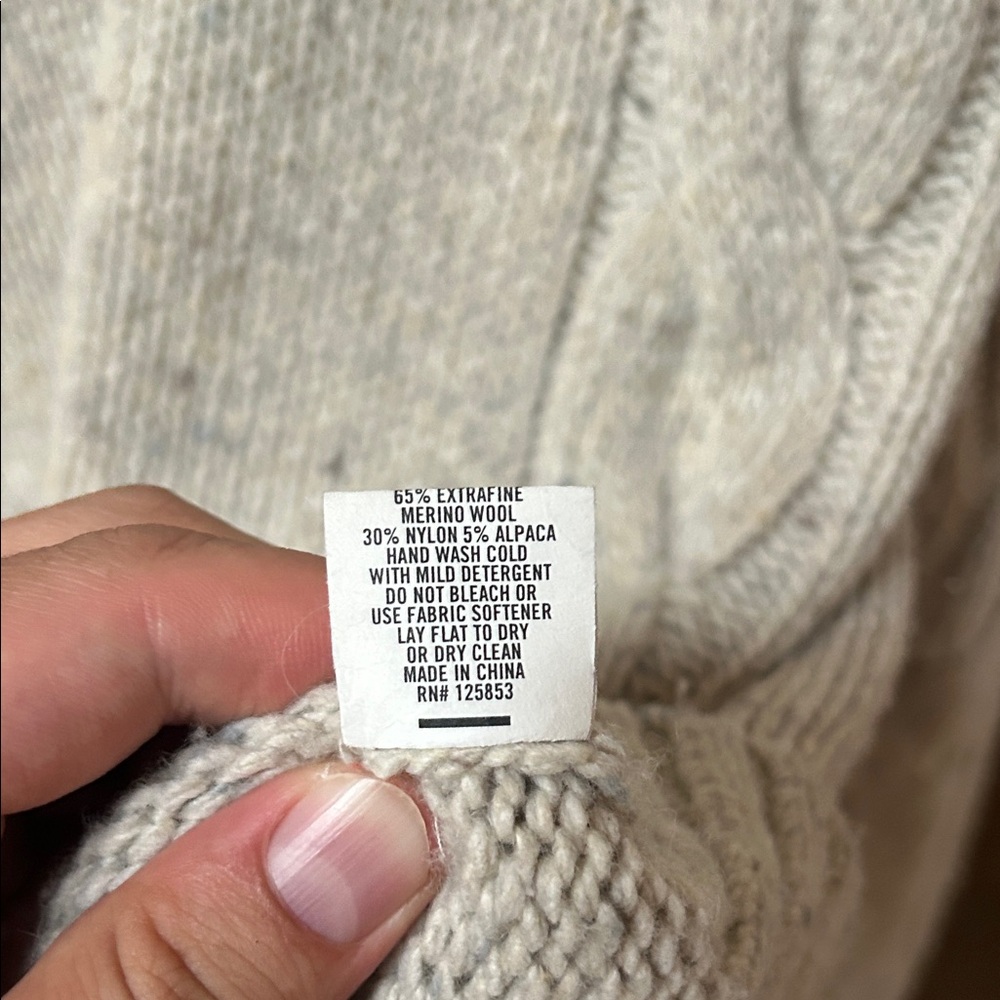 Taylor Stitch Men's Cable Knit Fisherman Sweater - Picture 4 of 5